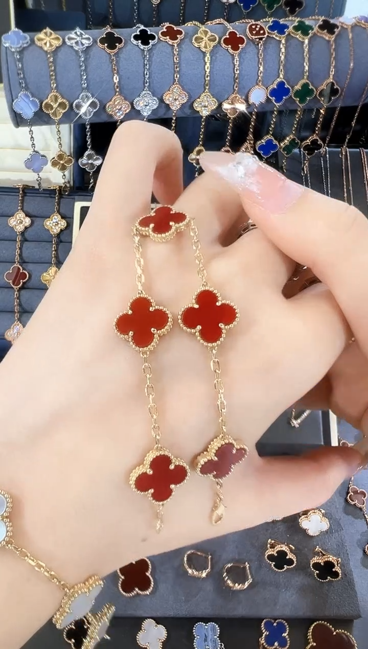 【闪购商品】玛瑙/玉髓手链18K金镶嵌K黄手链