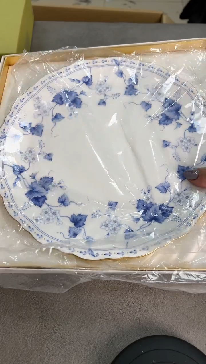 鸣海 皮小桃瓷器 都是大漂亮