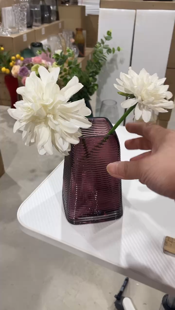 紫色横条小号花瓶1只