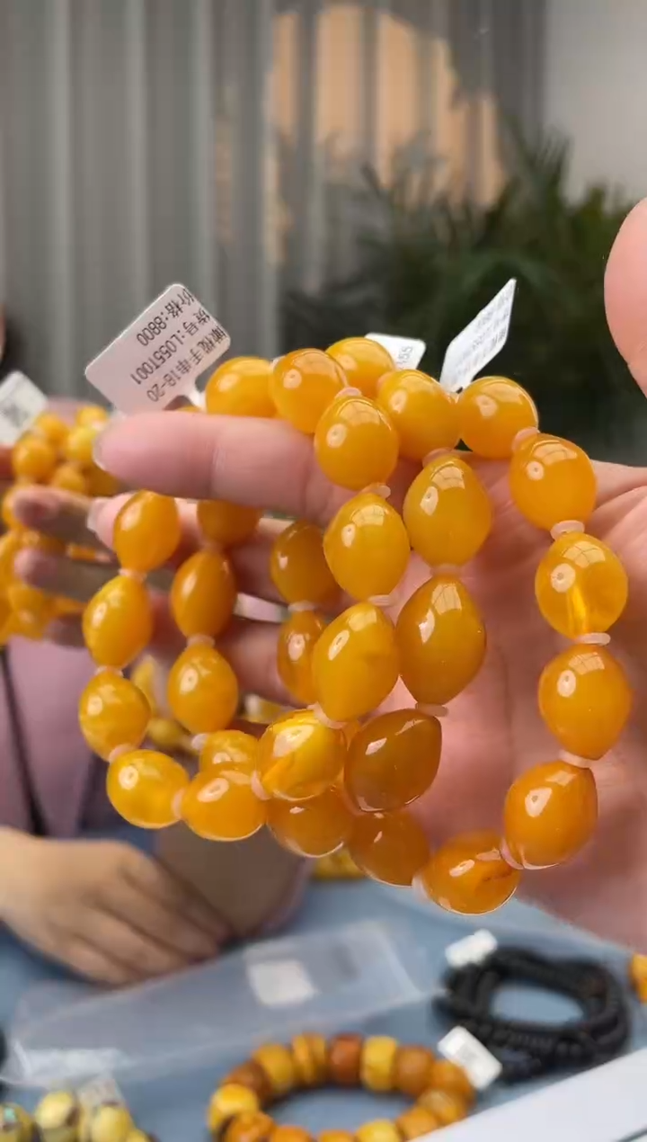 【闪购商品】蜜蜡珠宝奇石未镶嵌假一罚十，多样性发一件018.12