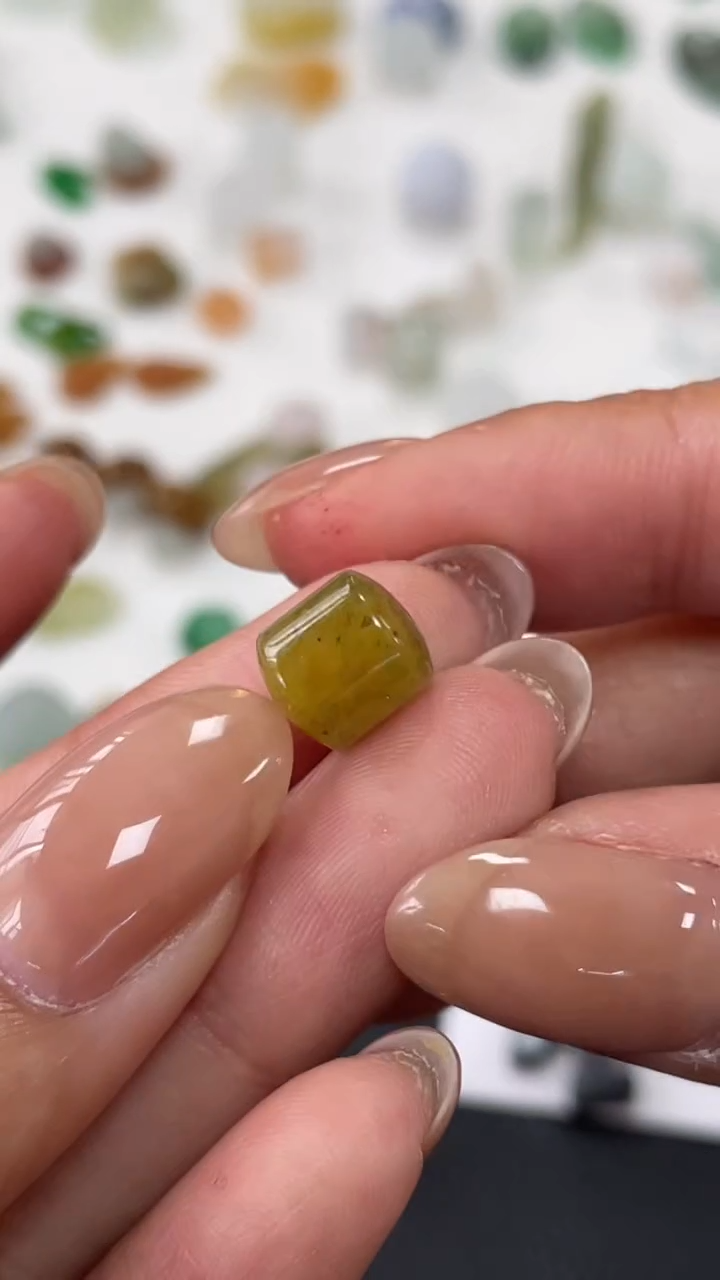 【闪购商品】定制翡翠未镶嵌桶珠380+38