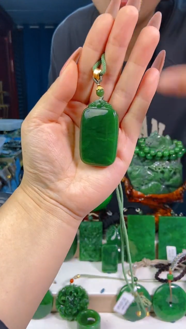 【闪购商品】和田玉挂件未镶嵌1