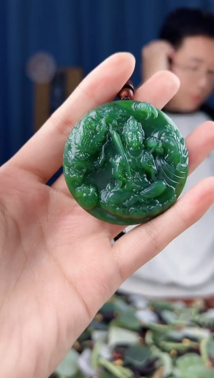 未镶嵌和田玉挂件拍一发一，