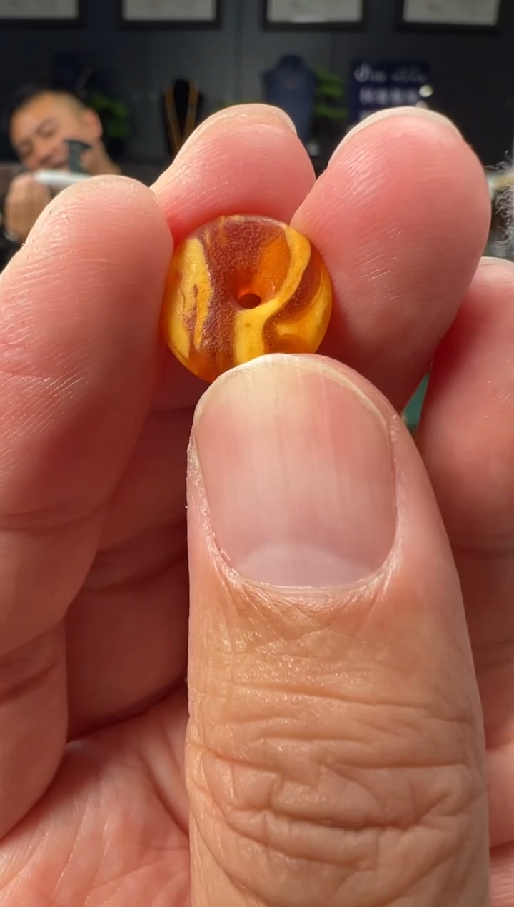 【闪购商品】琥珀裸石未镶嵌橘皮花蜡饼子-S3