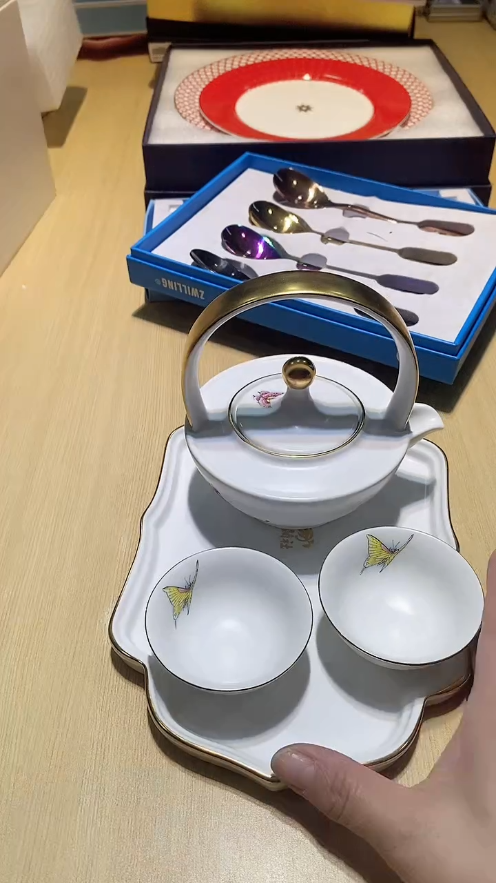 【闪购商品】瓷片锅碗瓢盆一件不剩