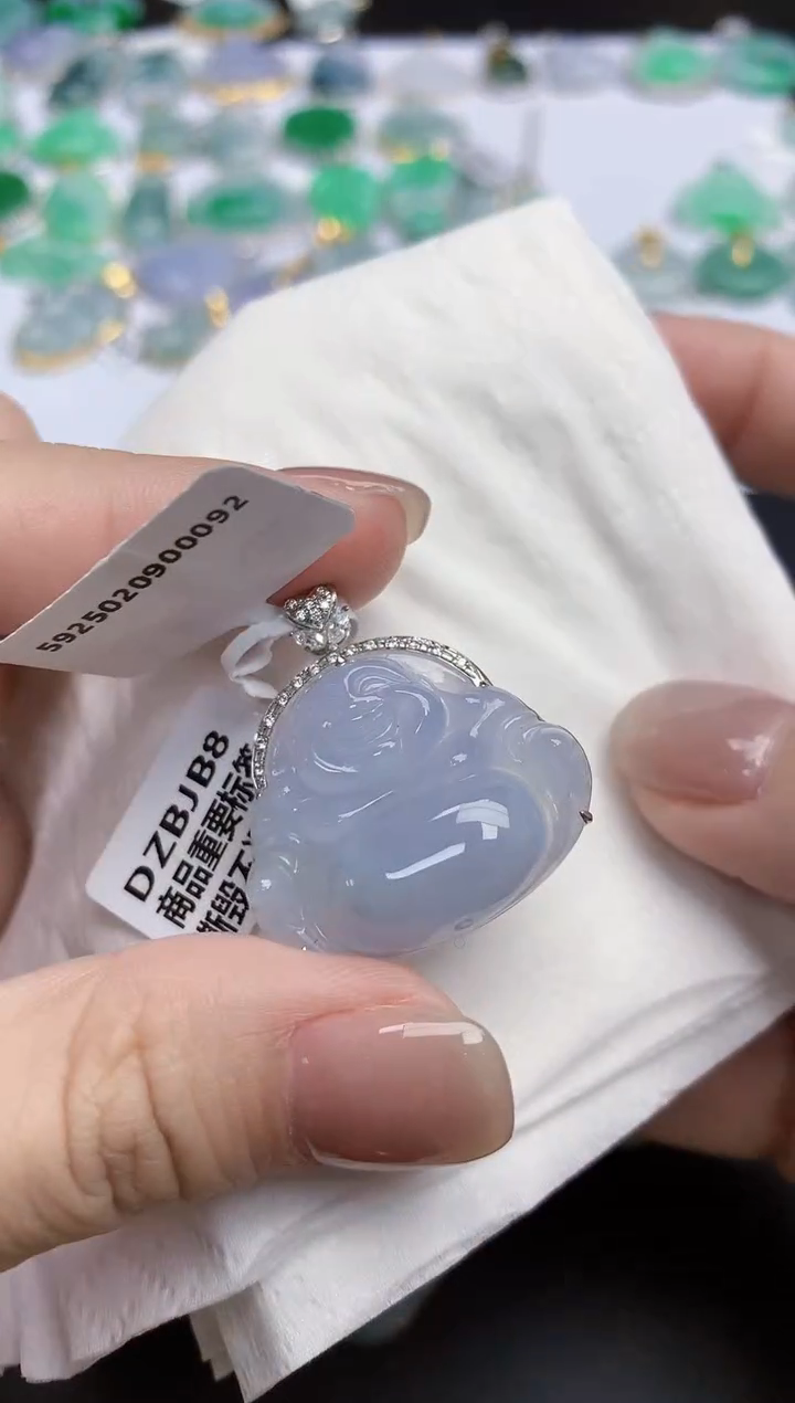 【闪购商品】翡翠颈饰18K金镶嵌天然缅甸翡翠A货