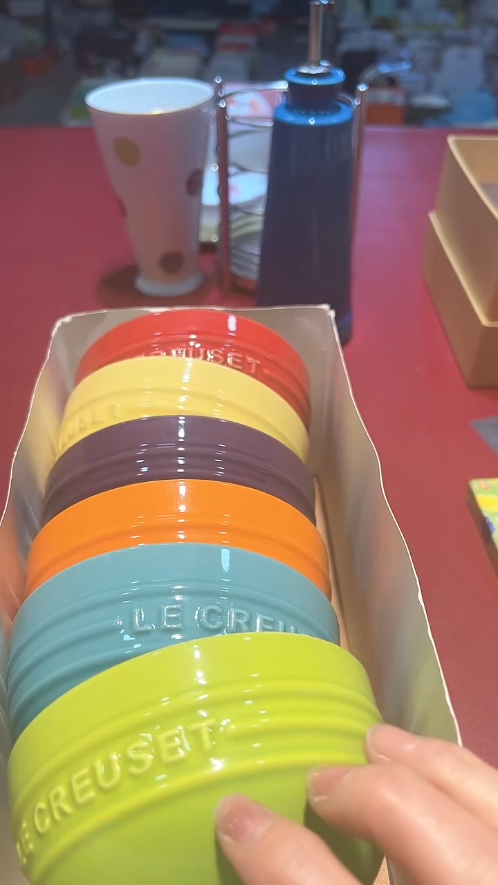 【闪购商品】瓷片锅碗瓢盆一件不剩