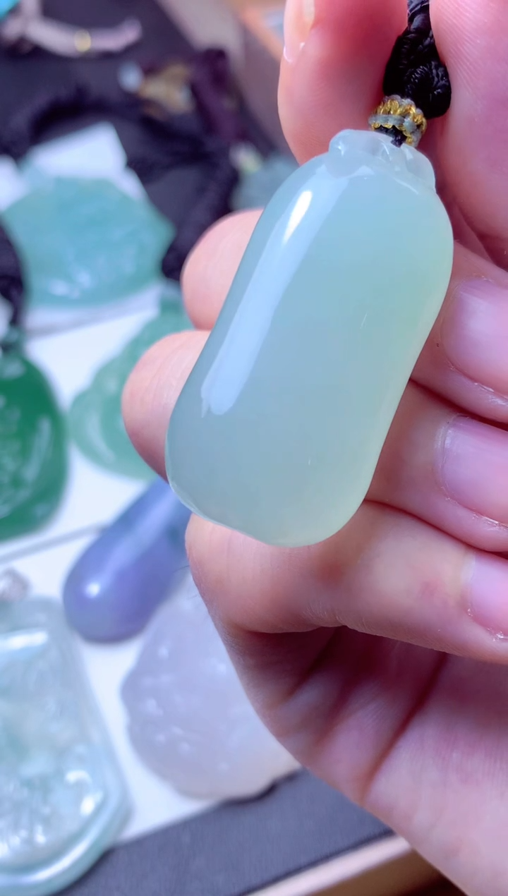 颈饰未镶嵌翡翠天然A货翡翠