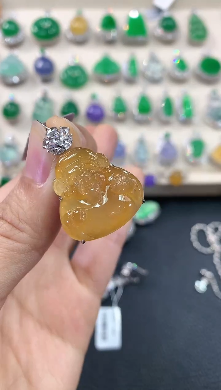 【闪购商品】翡翠吊坠(不含链)18K金镶嵌C71   