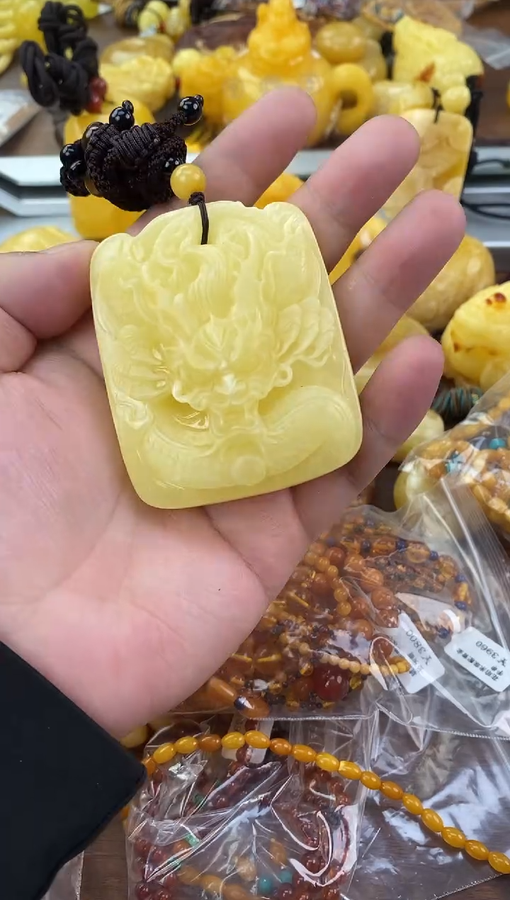 裸石琥珀未镶嵌天然琥珀蜜蜡吊坠