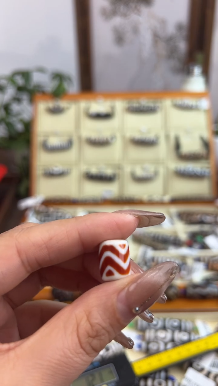 【闪购商品】玛瑙/玉髓吊坠(不含链)未镶嵌71.(微瑕随机发货)