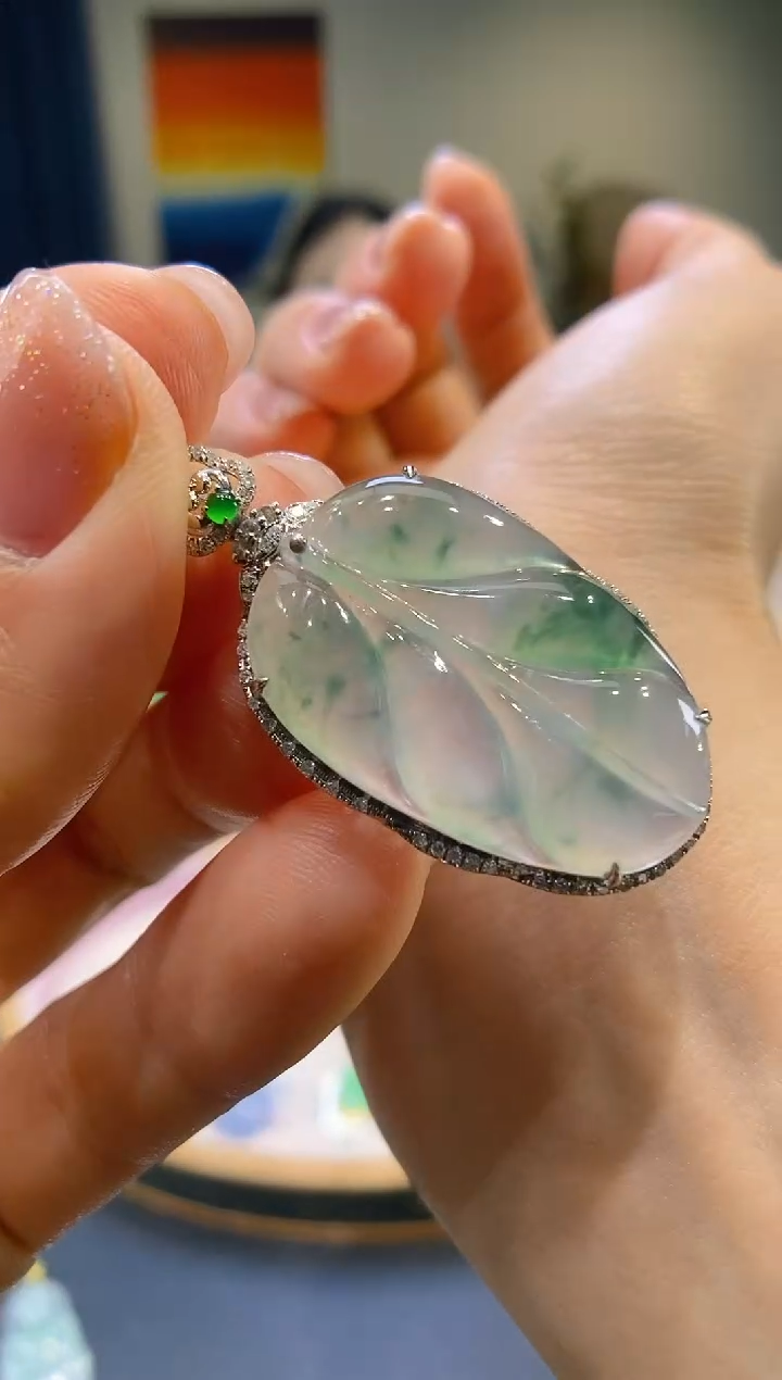 【闪购商品】翡翠18K金镶嵌吊坠(不含链)叶子