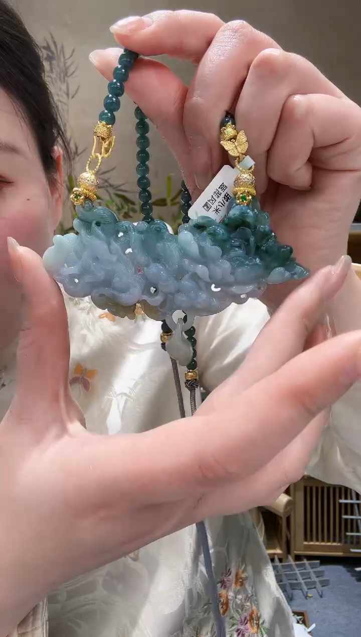 【闪购商品】翡翠颈饰未镶嵌吊坠