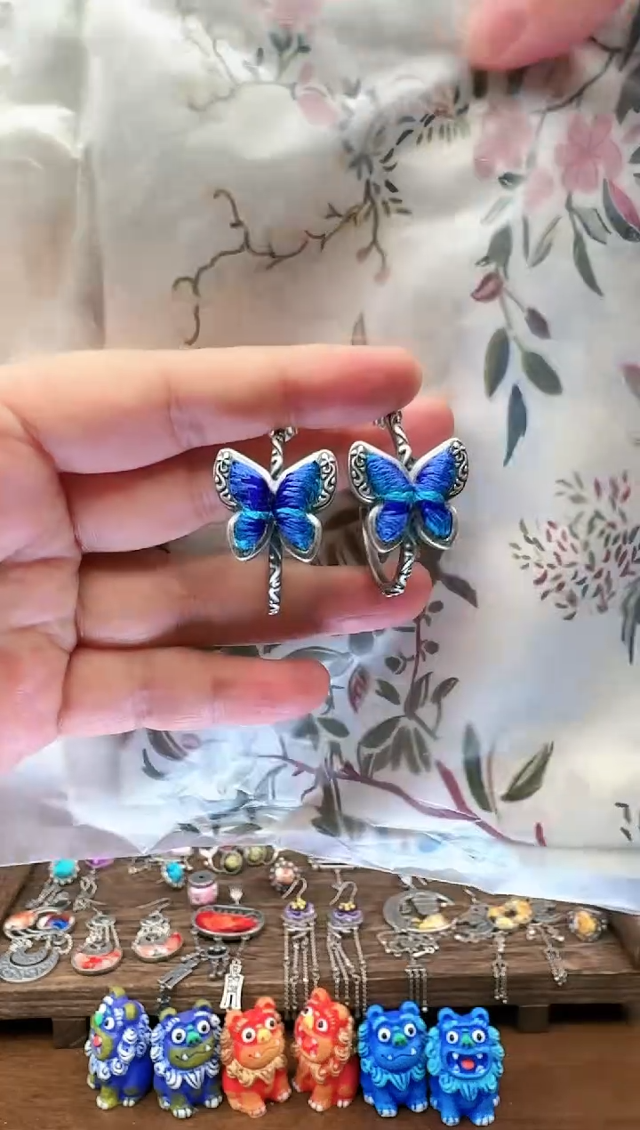 【闪购商品】织绣56黔东南苗族刺绣