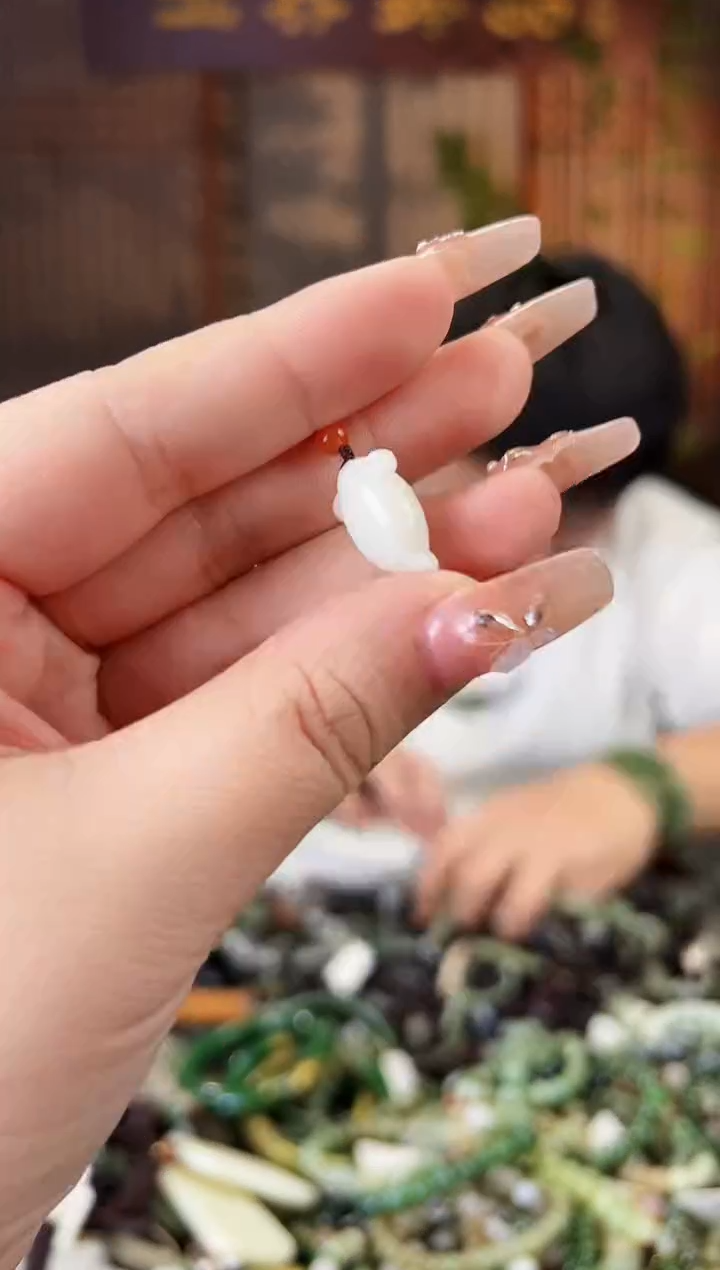 【闪购商品】和田玉颈饰未镶嵌多样性发一