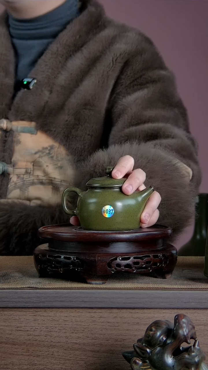 【闪购商品】景韵堂仿清茶叶末釉