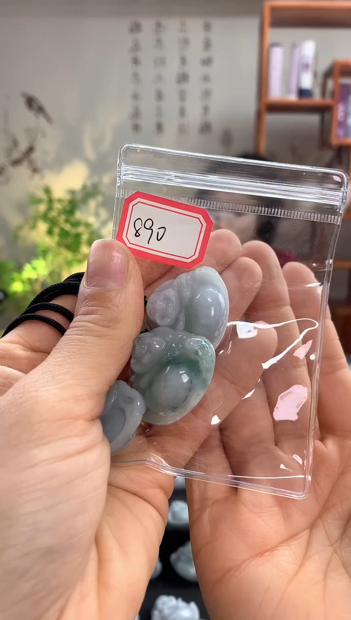 【闪购商品】翡翠颈饰未镶嵌佛公890 多样性发一件