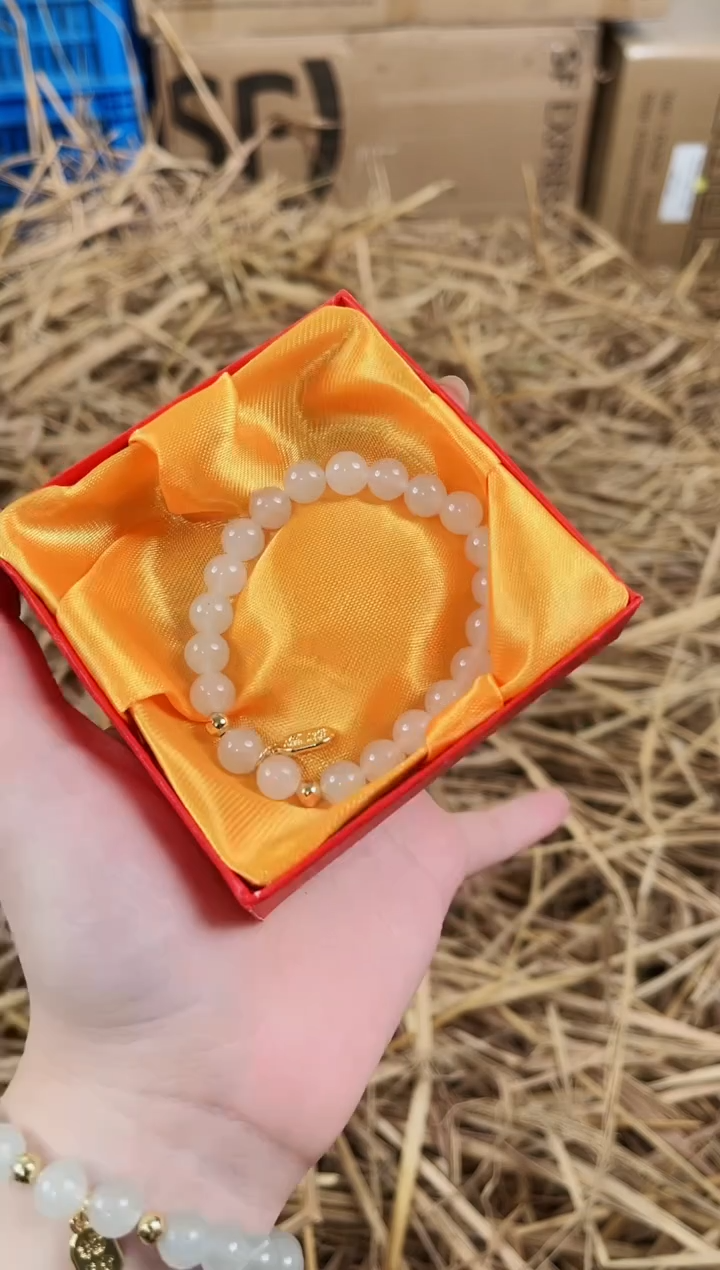 未镶嵌手镯石英质玉东陵玉手串