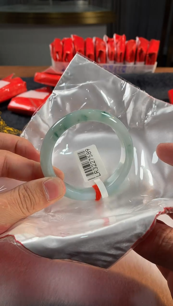 未镶嵌定制翡翠5073毛货不退不换55-56圈