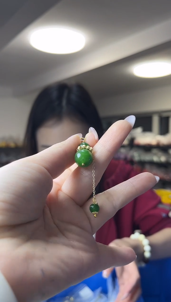 颈饰未镶嵌和田玉（糖玉）（多样性发一件）