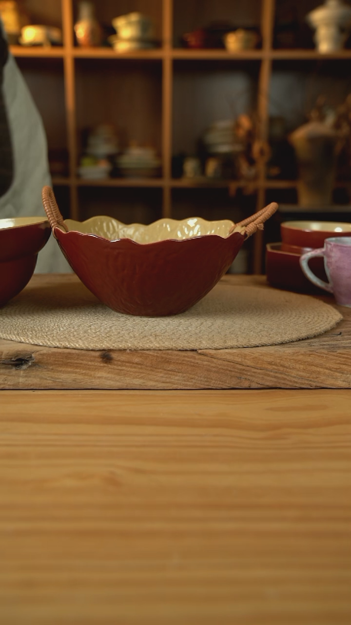 复古红系列的8英寸麻绳花边垂纹汤碗1个