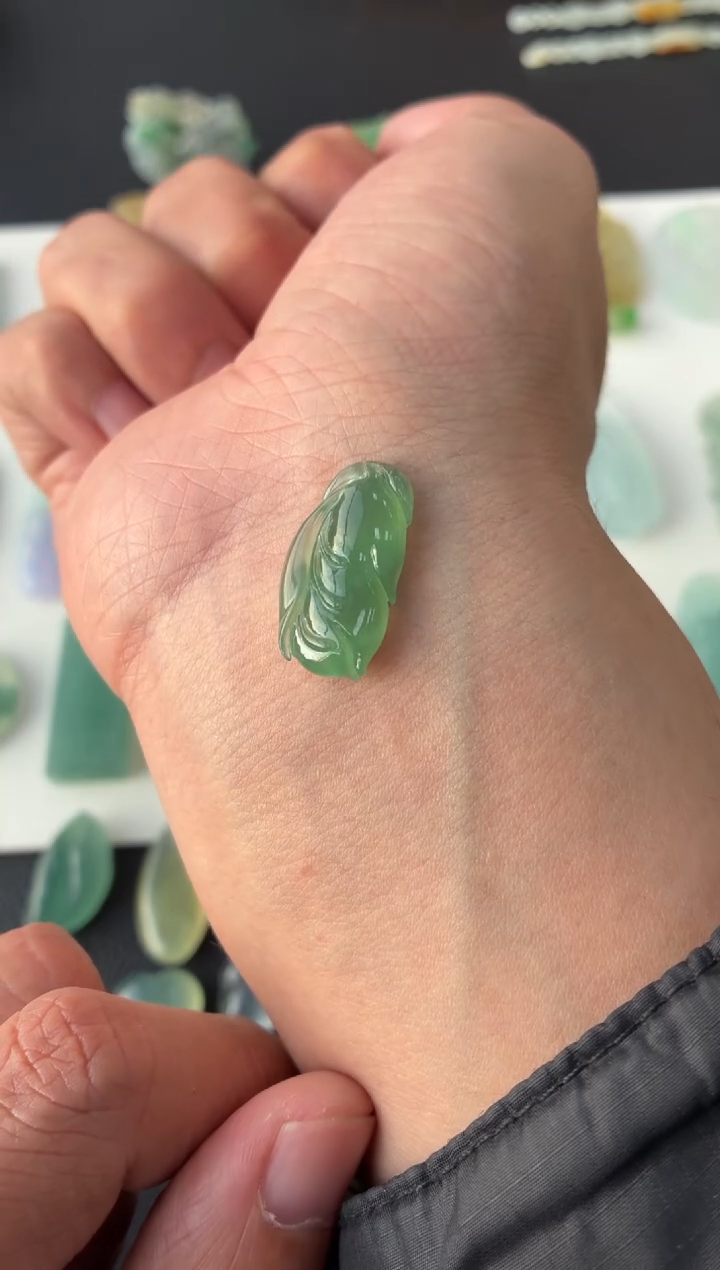 未镶嵌定制翡翠翡翠