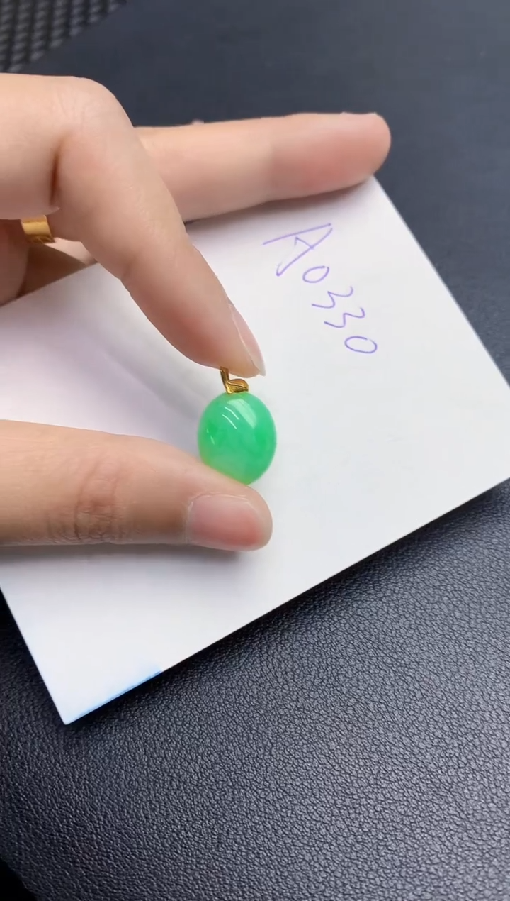 【闪购商品】翡翠颈饰18K金镶嵌000000000