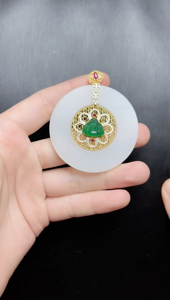 【闪购商品】和田玉颈饰18K金镶嵌平安牌kk