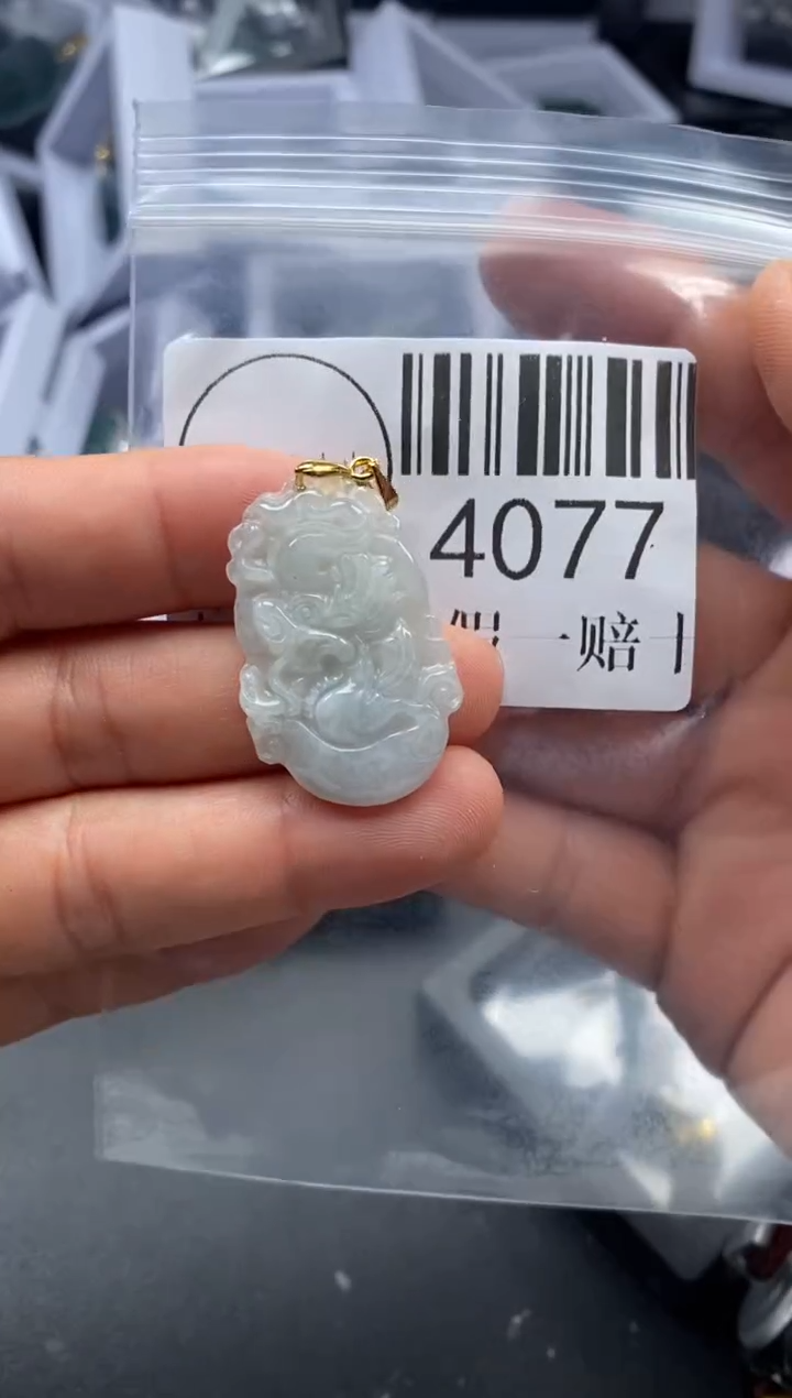 吊坠(不含链)未镶嵌翡翠4077