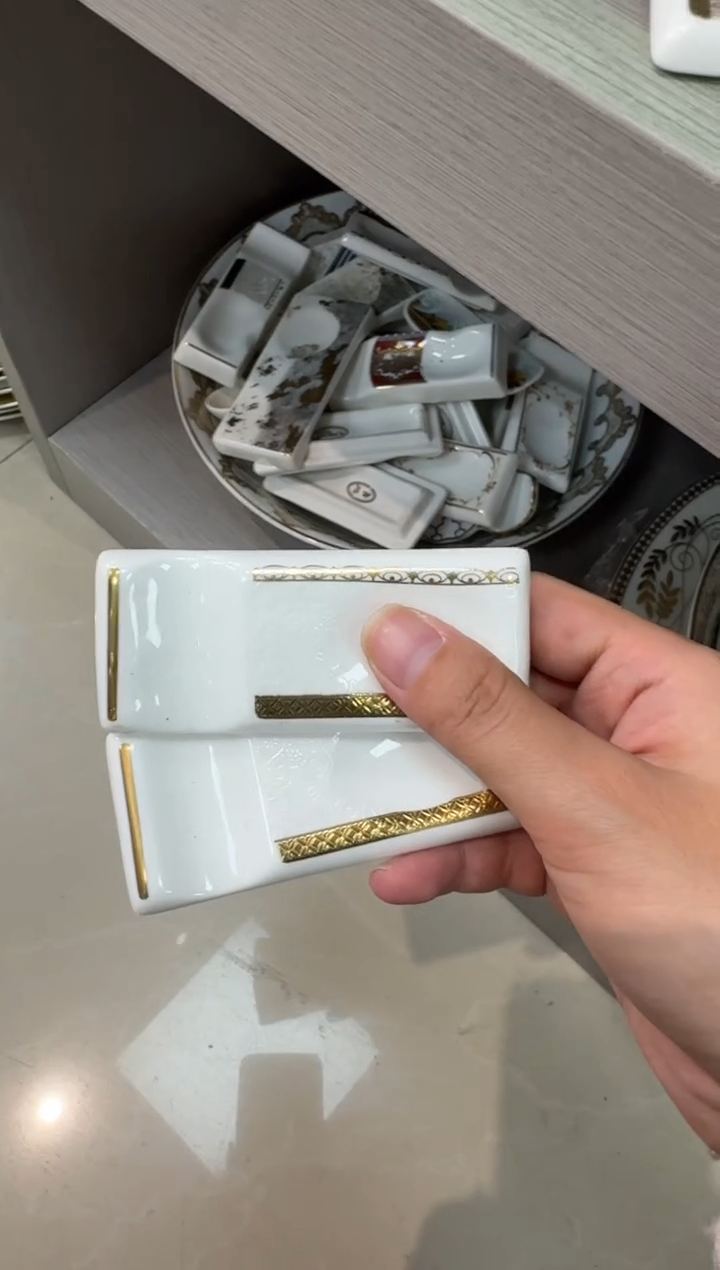 【闪购商品】瓷片筷架 福利款 微瑕 2个