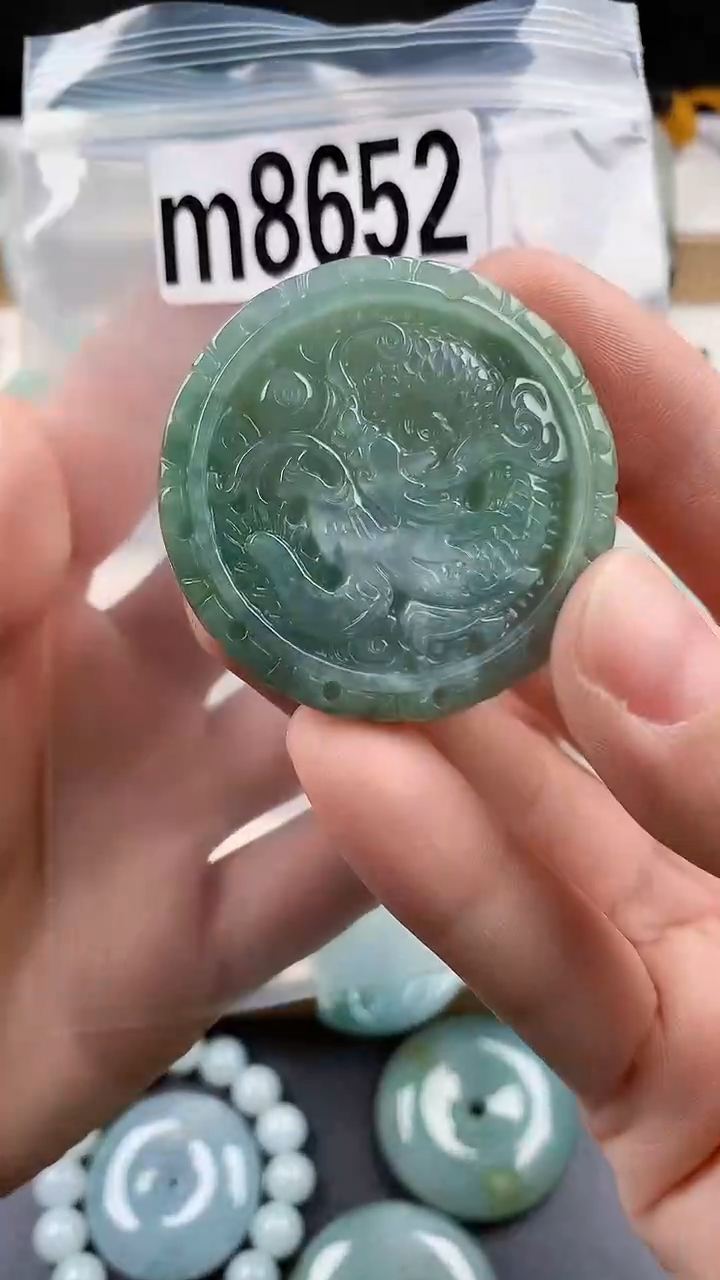 颈饰未镶嵌翡翠天然翡翠吊坠挂件