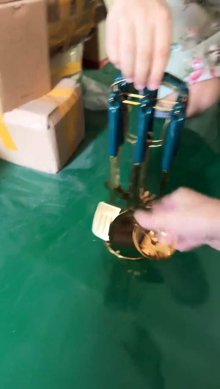 瓷片品质好，发货快，放心拍  厨房工具