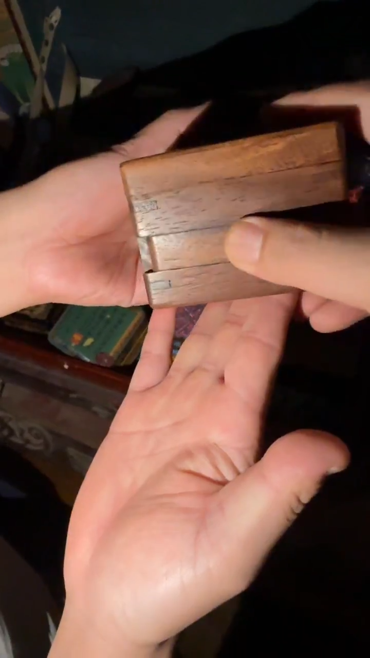 香榧木机关盒手串