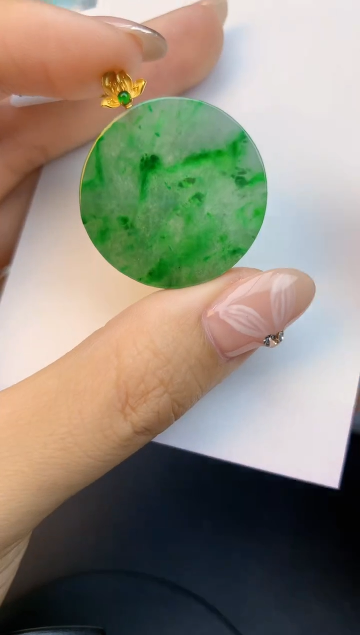 颈饰18K金镶嵌翡翠天然缅甸a货翡翠百元以上9元证书费自理