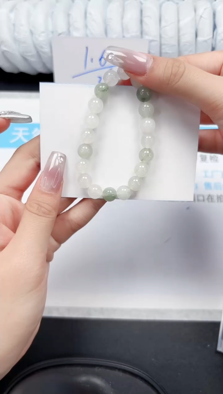 【闪购商品】石英质玉手镯未镶嵌0000