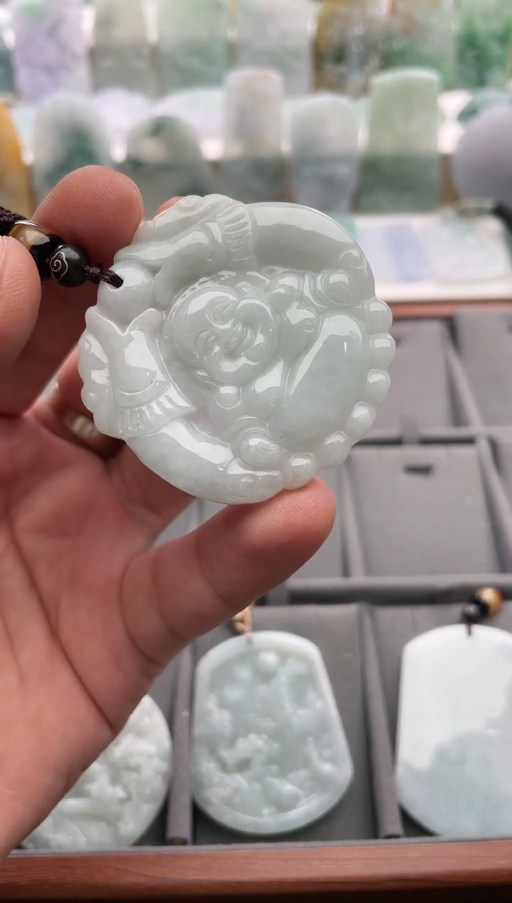 【闪购商品】翡翠颈饰未镶嵌..../2/25/ 187