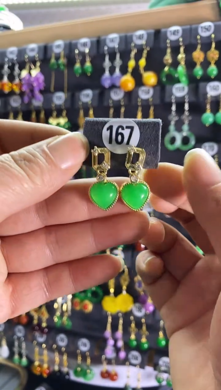 【闪购商品】翡翠耳饰银S925镶嵌167...