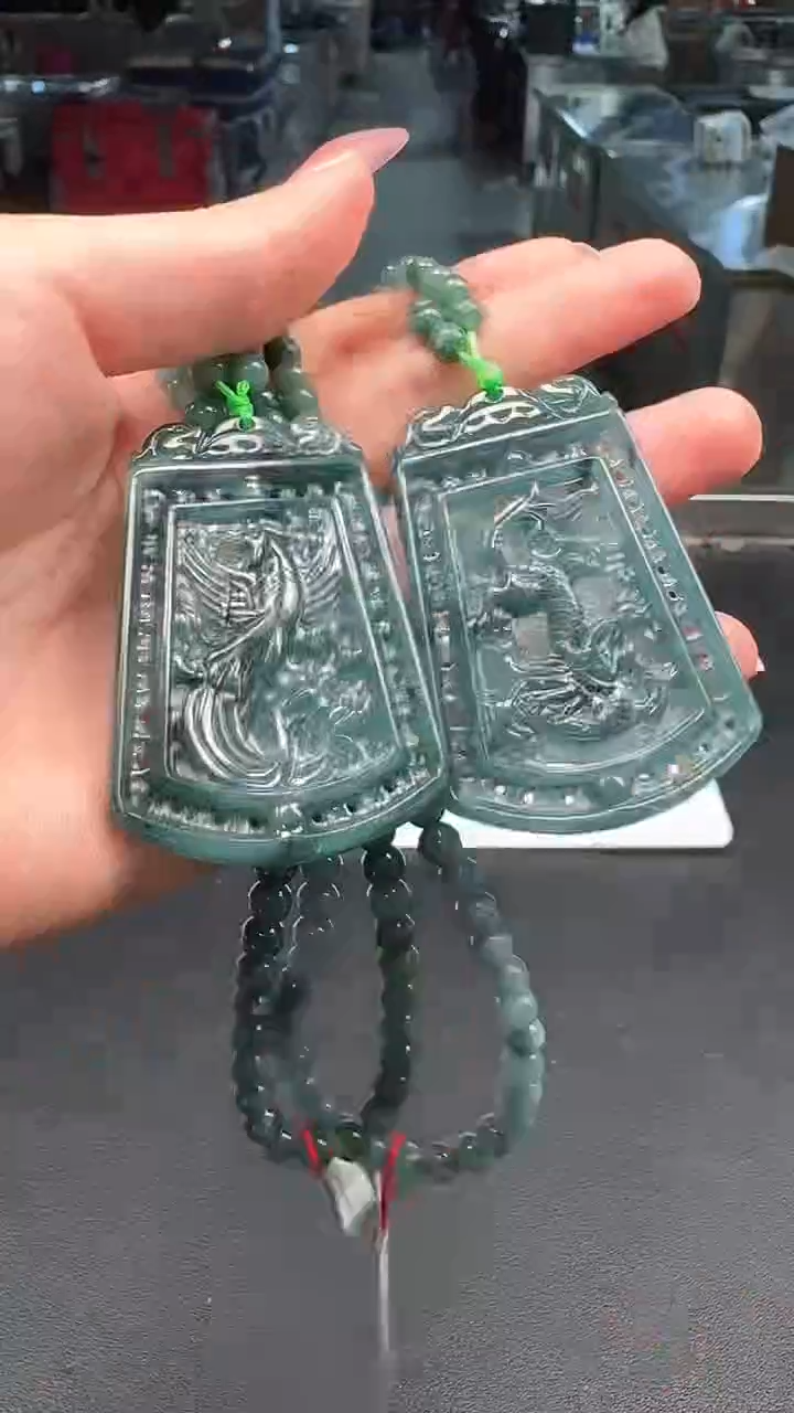 【闪购商品】翡翠颈饰未镶嵌龙牌加凤牌一对4855/66