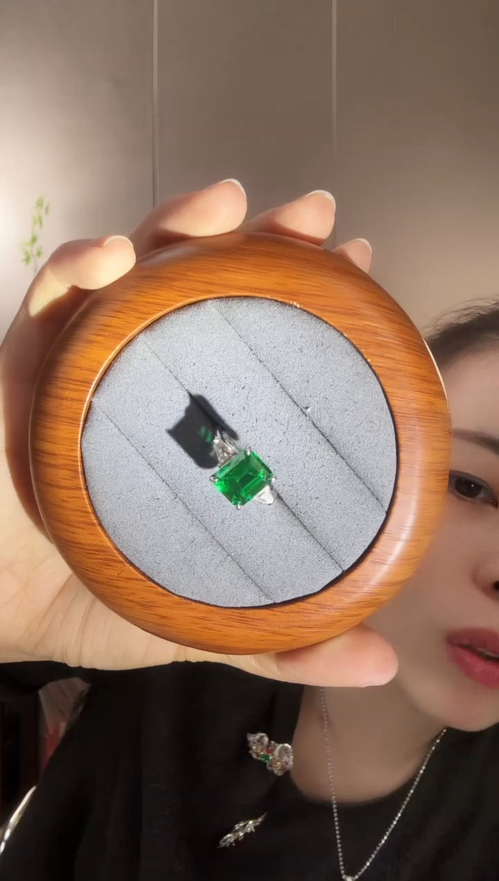 主播定制链接 绿色戒指5ct 定制圈口
