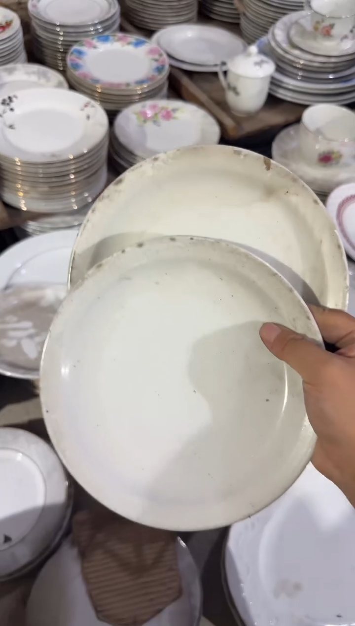 摆件盘19厘米两个一组微瑕请慎拍