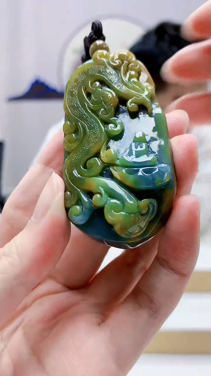 未镶嵌定制翡翠5028zm-毛货挂件141悟道