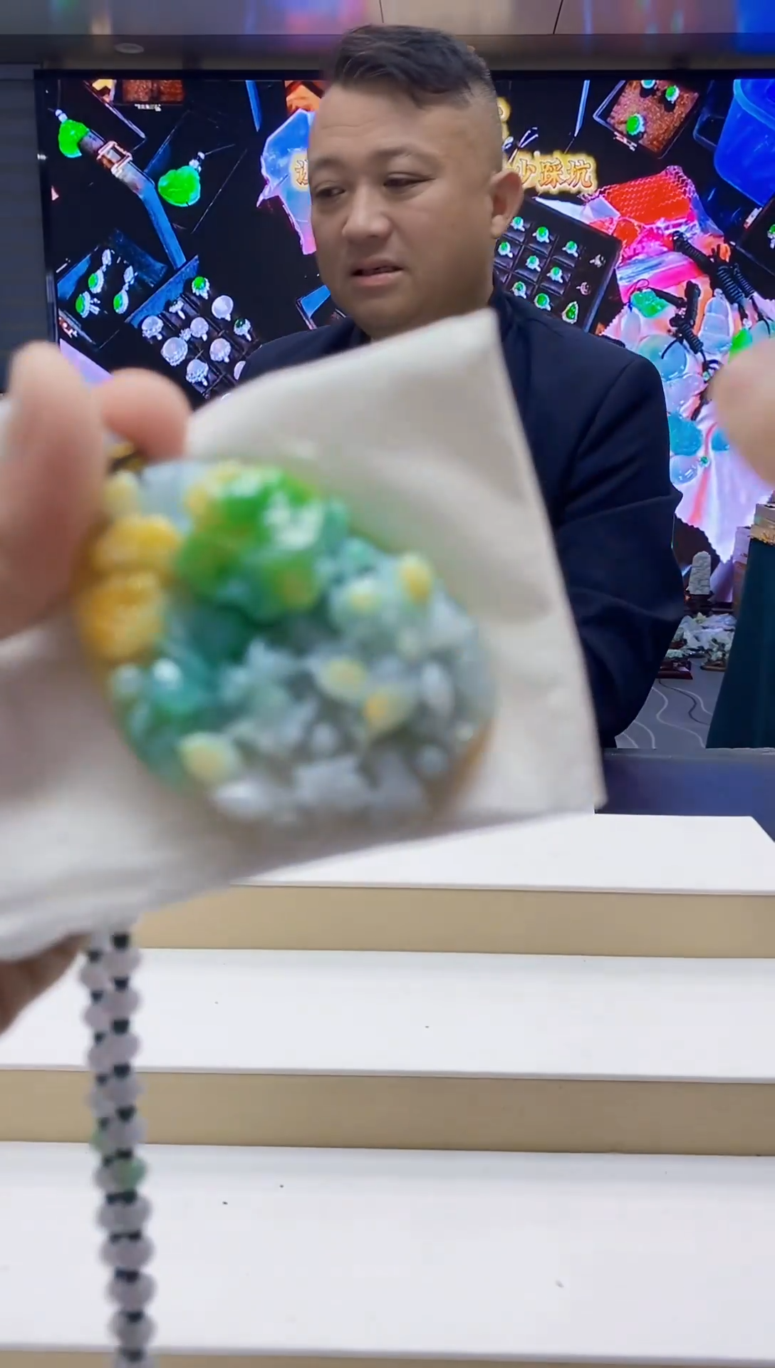 未镶嵌定制翡翠-毛货挂件32