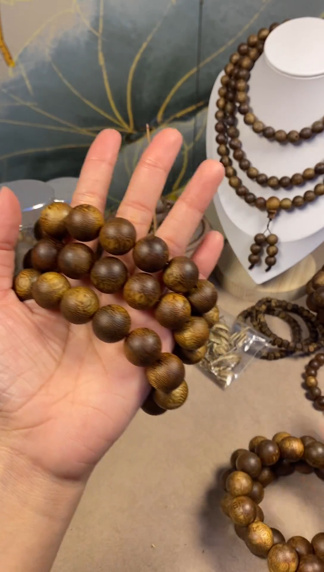 沉香沉香碎屑1.6乌深圆叶老料子16克