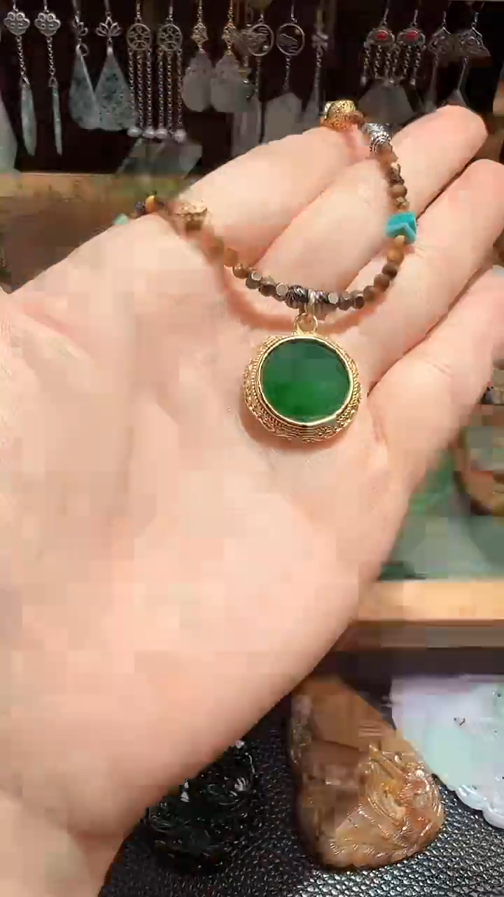 【闪购商品】翡翠挂件未镶嵌翡翠