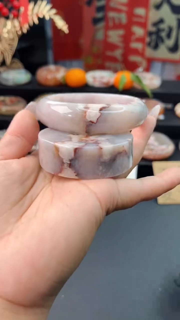 【闪购商品】石英质玉手镯未镶嵌赠送镯心（61圈口）无证书