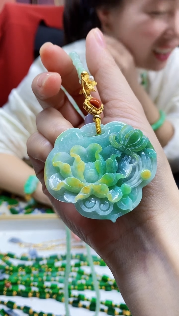 颈饰未镶嵌翡翠翡翠吊坠