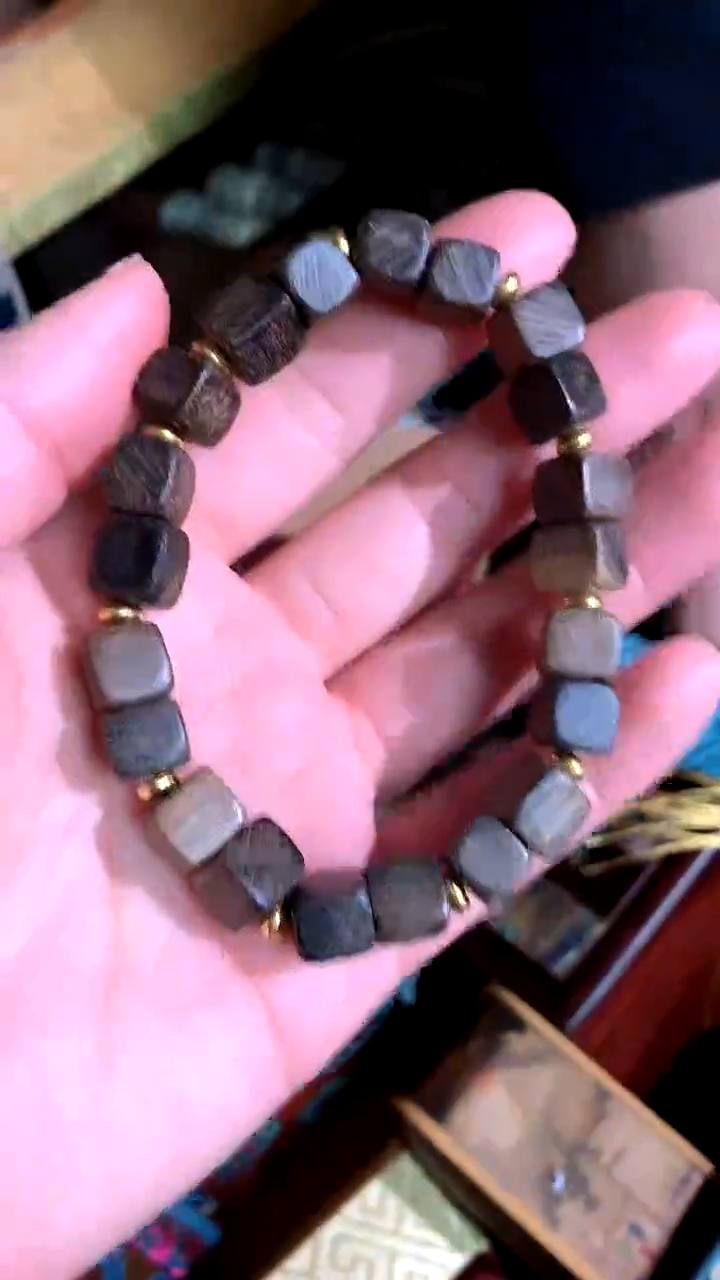 【闪购商品】阴沉木德诚精品专属摆件