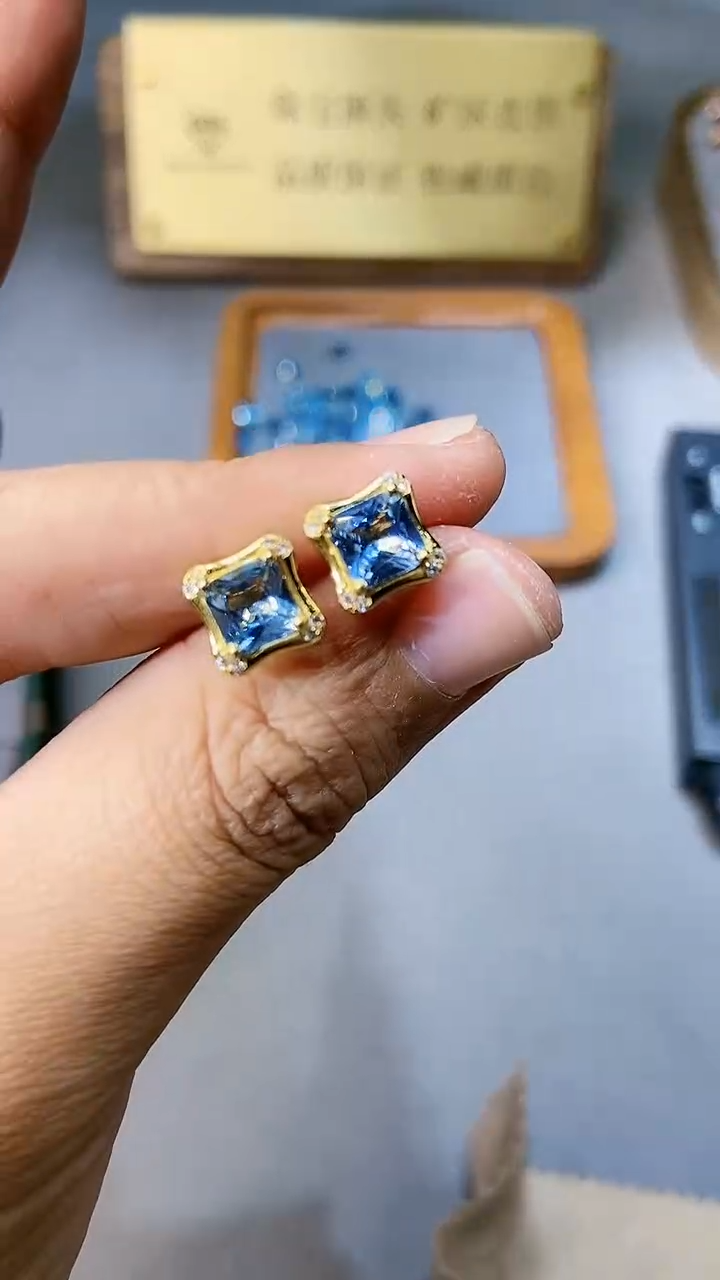 【闪购商品】海蓝宝石耳饰银S925镶嵌354