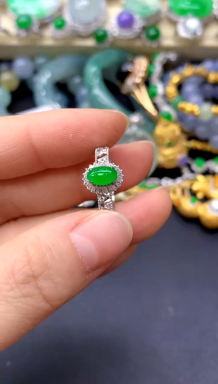 18K金镶嵌戒指翡翠291-中国好珍宝
