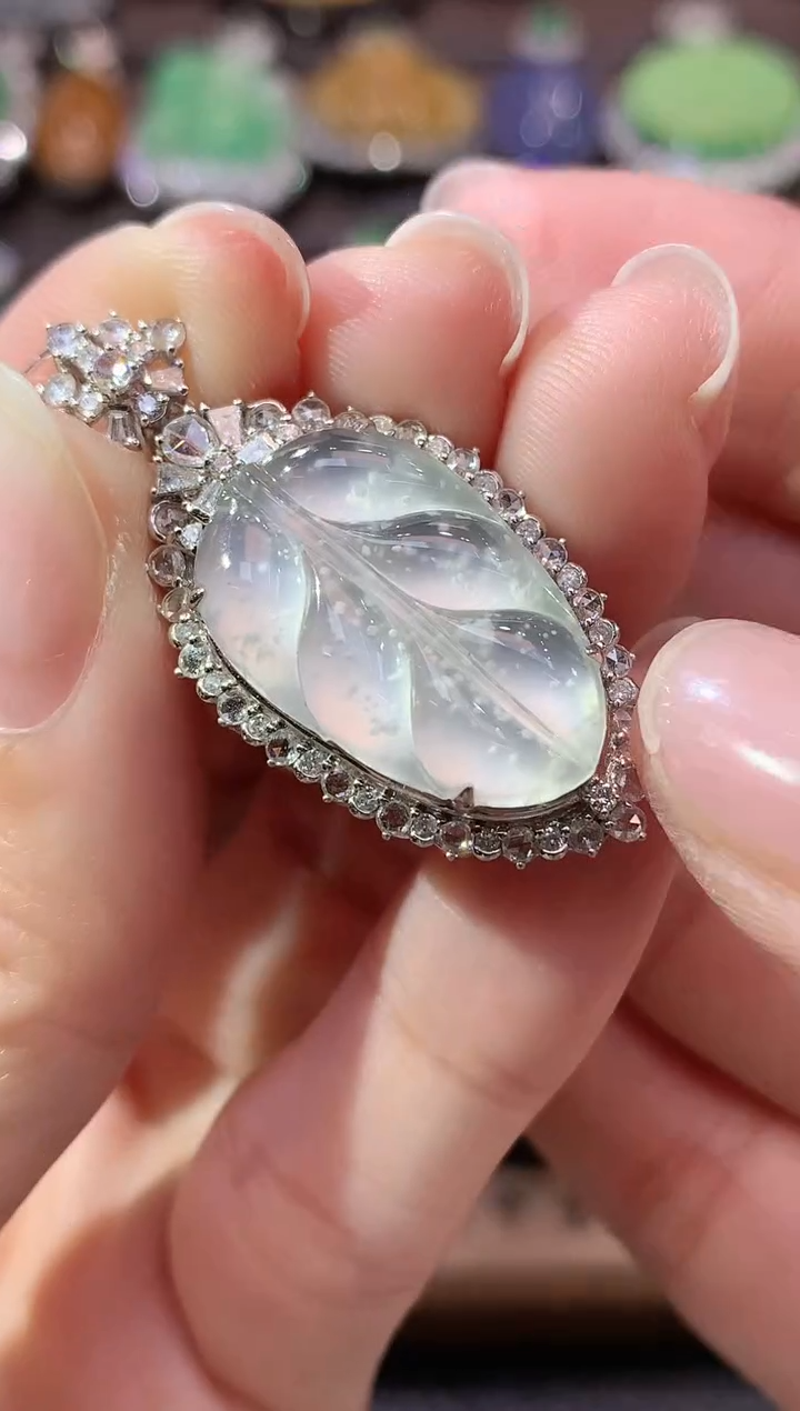 吊坠(不含链)18K金镶嵌翡翠D22